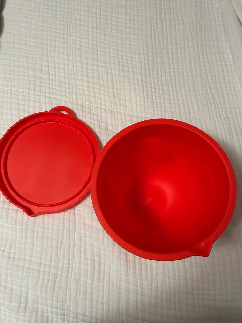 Red Silicone Mixing Bowl with Lid